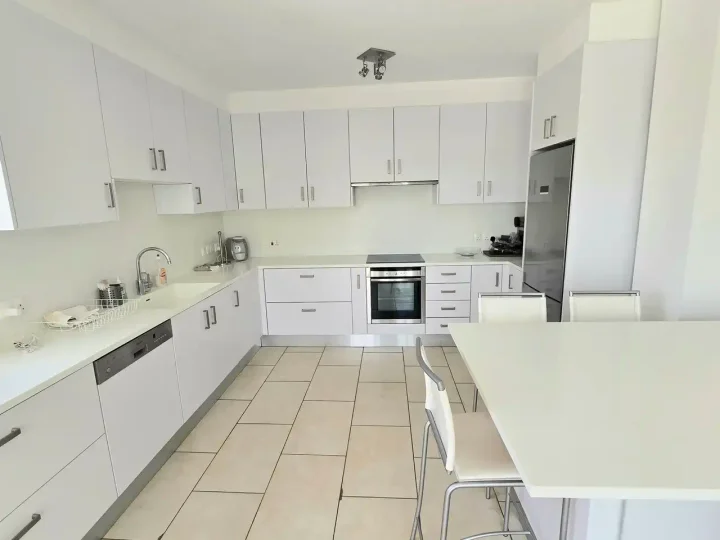 Penthouse for rent 200 m² in Nicosia, Strovolos - Chryseleousa
