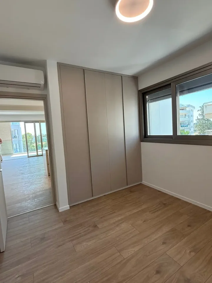 3-bedroom apartments for rent 160 m² in Nicosia, Agioi Omologites