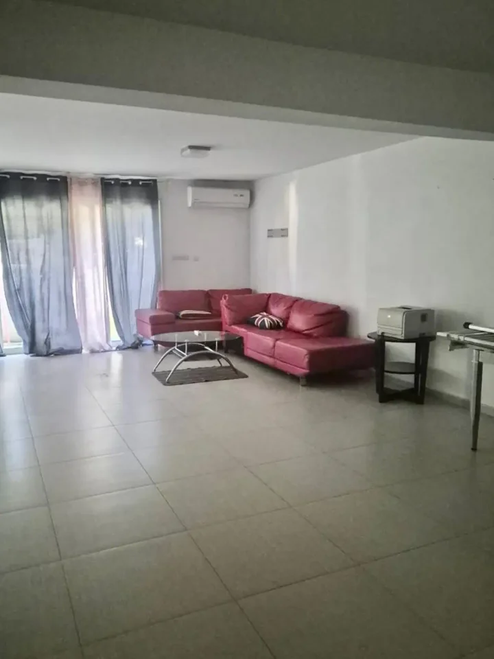 Отдельный дом в аренду 250 м² в Limassol, Potamos Germasogeias