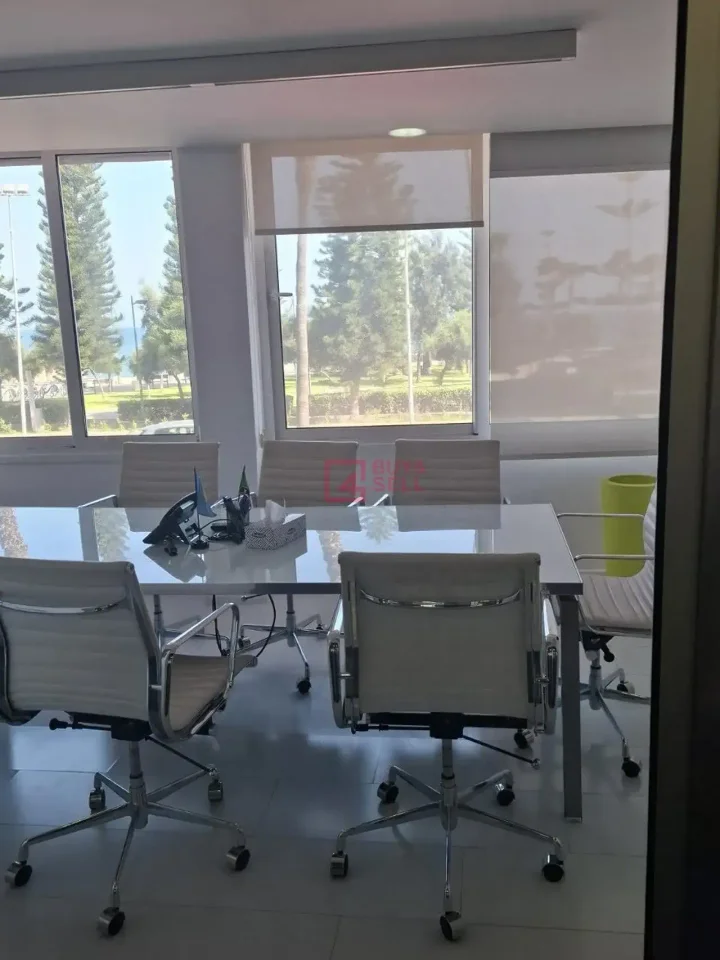 Γραφείο 235 μ² προς ενοικίαση στην τοποθεσία Limassol, Limassol - Agia Triada