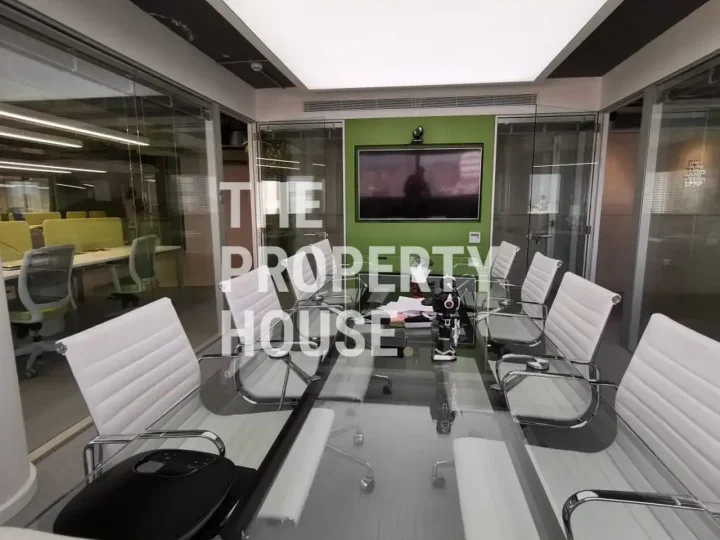 Office 400 m² for rent in Limassol, Historical Center