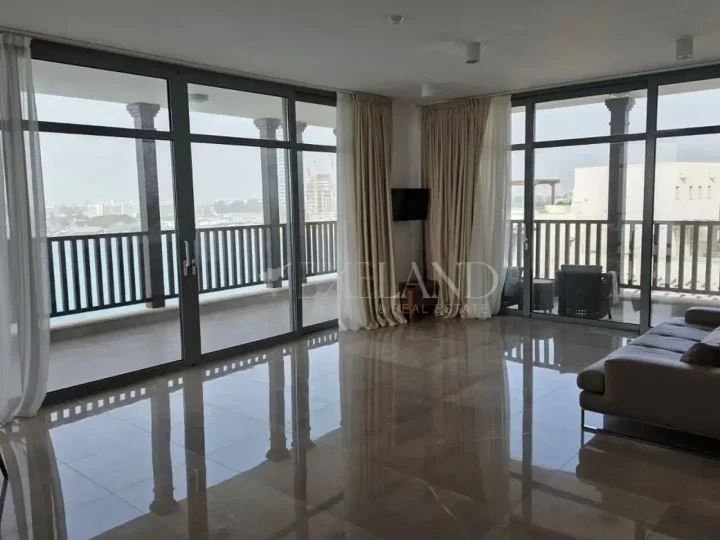 3-bedroom apartments for rent 148 m² in Limassol, Limassol Marina