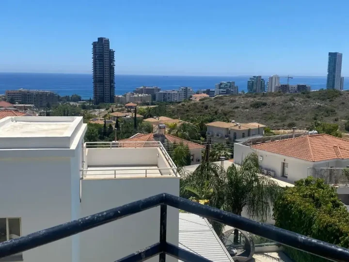 Detached house for rent 150 m² in Limassol, Agios Tychon
