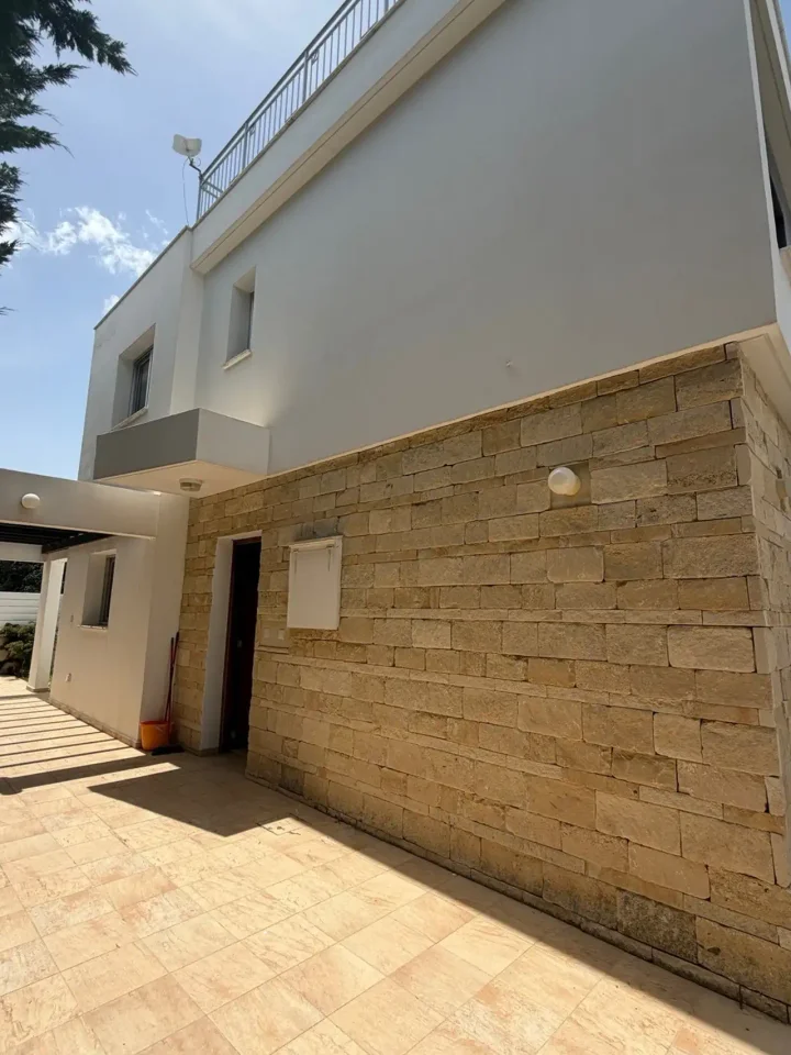 Μονοκατοικία προς ενοικίαση 180 μ² στην τοποθεσία Paphos, Konia