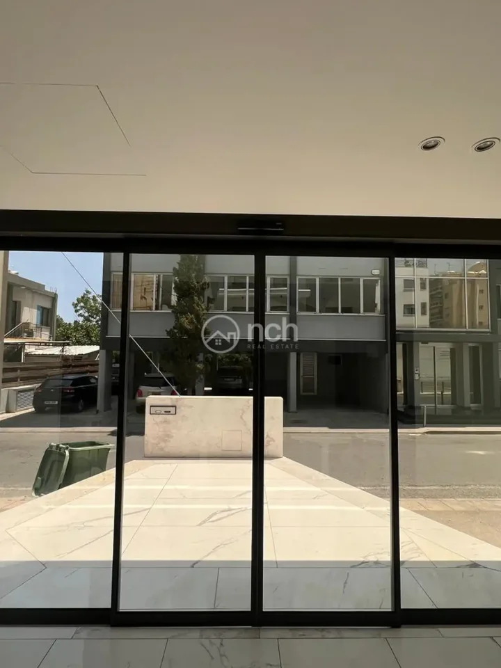 Commercial properties 315 m² for rent in Limassol, Limassol - Agios Nicolaos