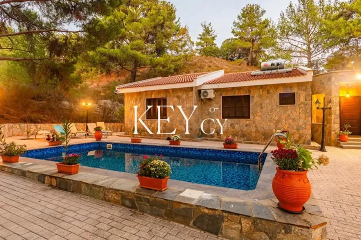 4-bedroom villa for rent 1200 m² in Limassol, Pano Platres