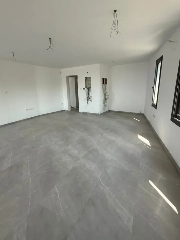 Office 95 m² for rent in Paphos, Paphos - Vasiliko
