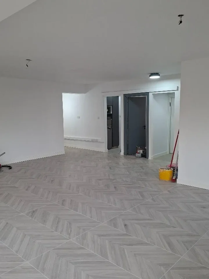 Office 90 m² for rent in Limassol, Limassol - Mesa Geitonia