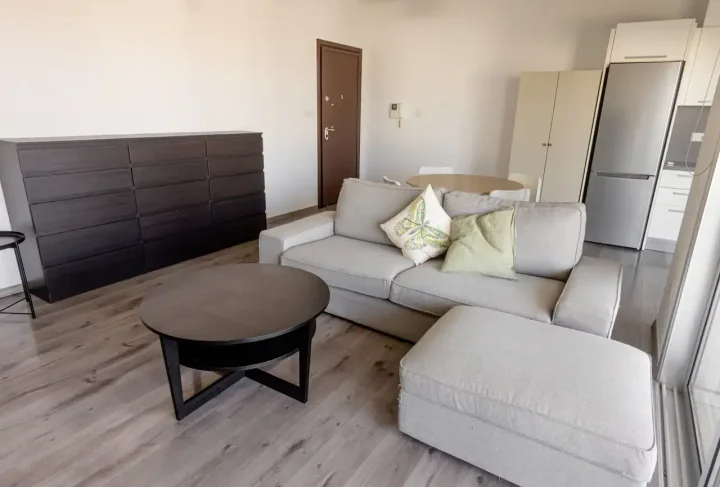 2-bedroom apartments for rent 110 m² in Limassol, Germasogeia Tourist Area
