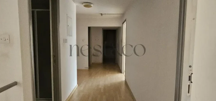 Office 180 m² for rent in Limassol, Limassol - Katholiki