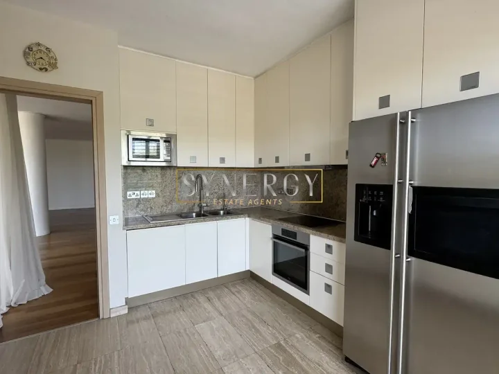 3-bedroom apartments for rent 210 m² in Nicosia, Aglantzia