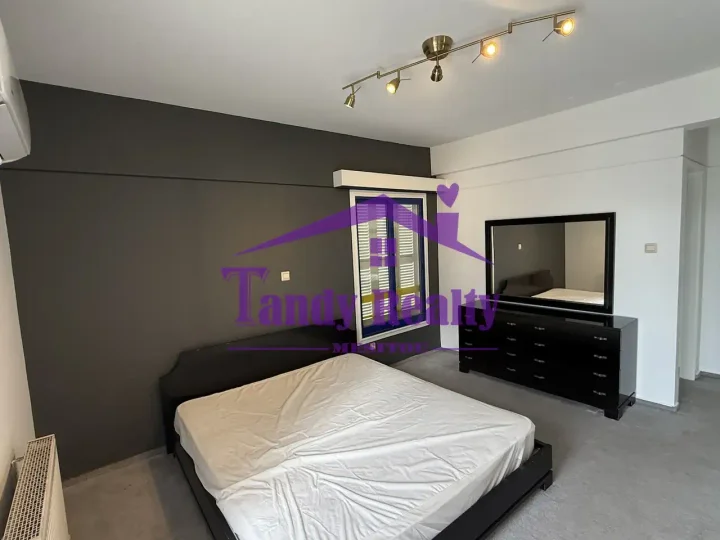 4-bedroom apartments for rent 207 m² in Nicosia, Nicosia - Lykabittos