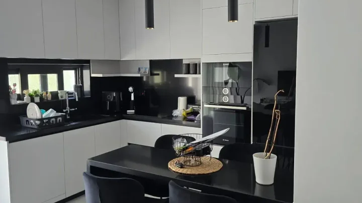 1-bedroom apartments for rent 129 m² in Limassol, Agios Athanasios