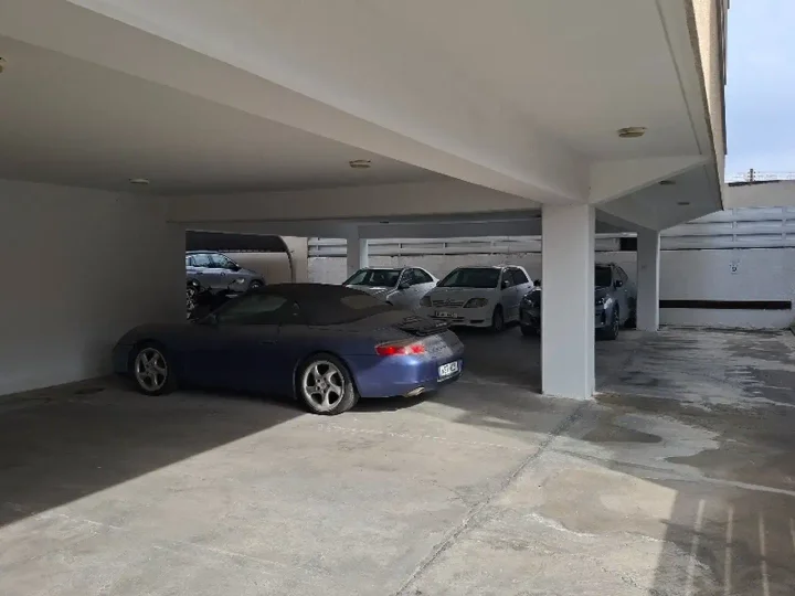 Office 90 m² for rent in Limassol, Limassol - Mesa Geitonia