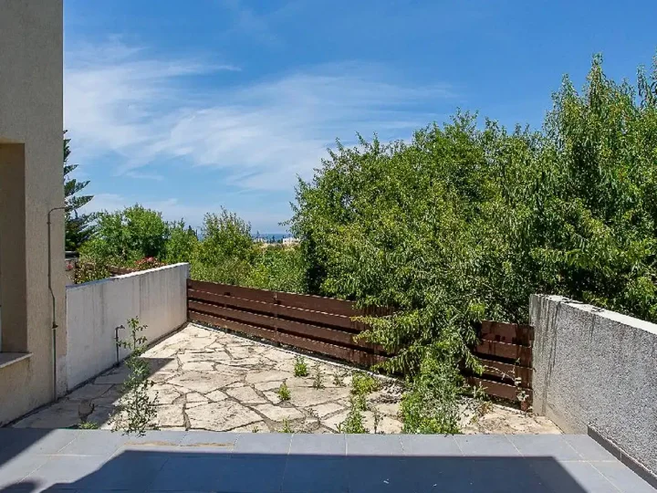 2-bedroom detached house for rent 96 m² in Paphos, Paphos - Agios Theodoros