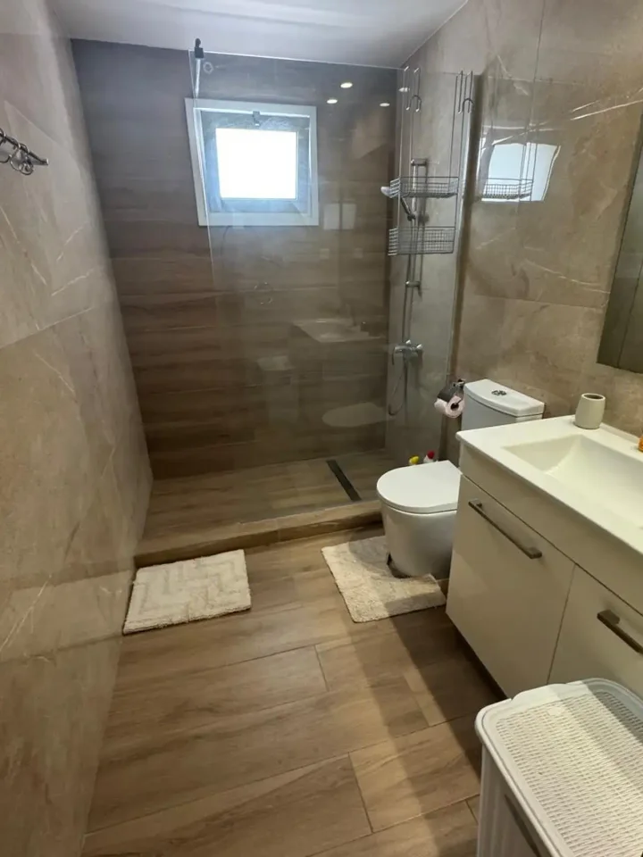 Semi-detached house for rent 180 m² in Limassol, Kato Polemidia
