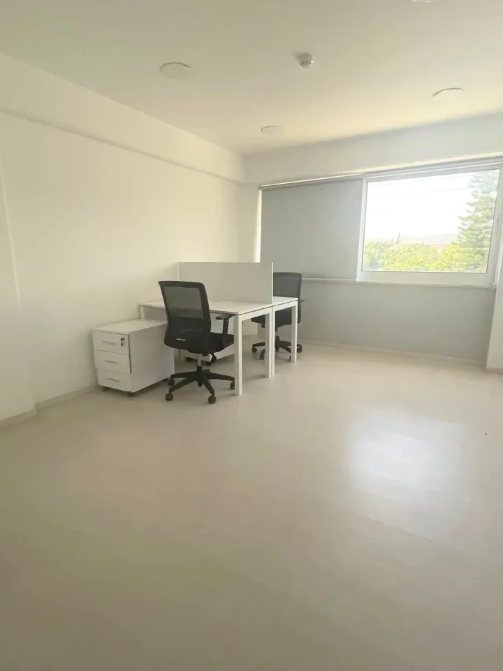 Office 500 m² for rent in Limassol, Limassol - Linopetra