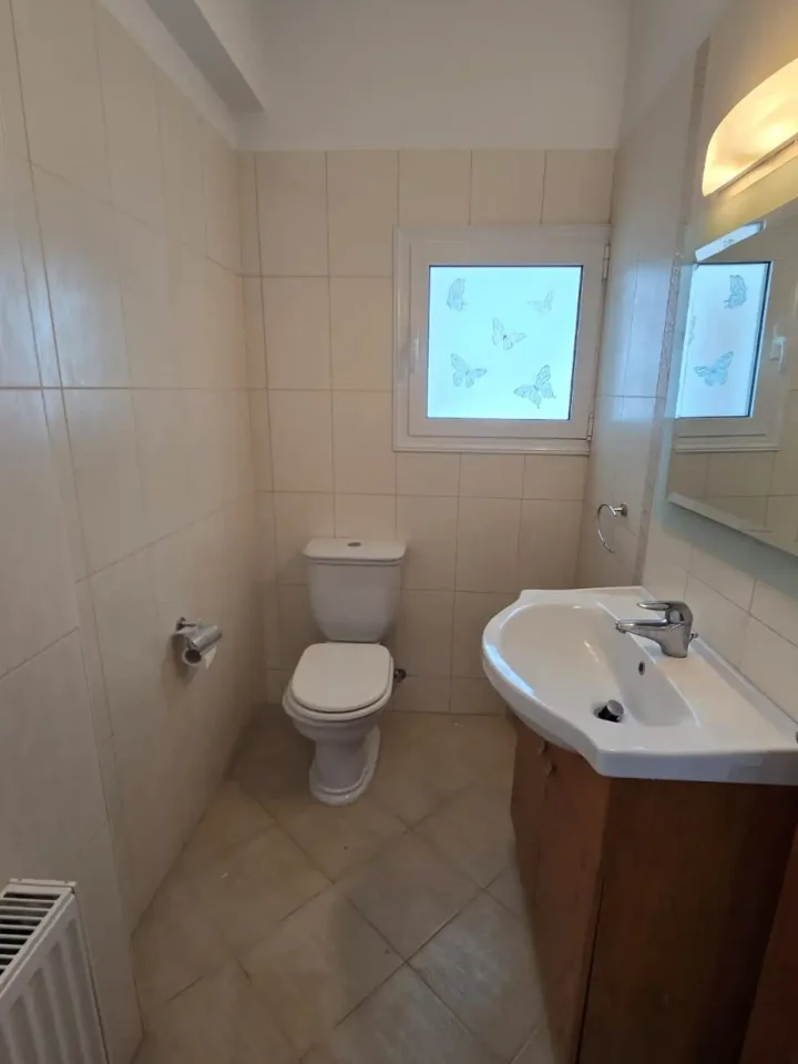 Office 185 m² for rent in Limassol, Limassol - Mesa Geitonia
