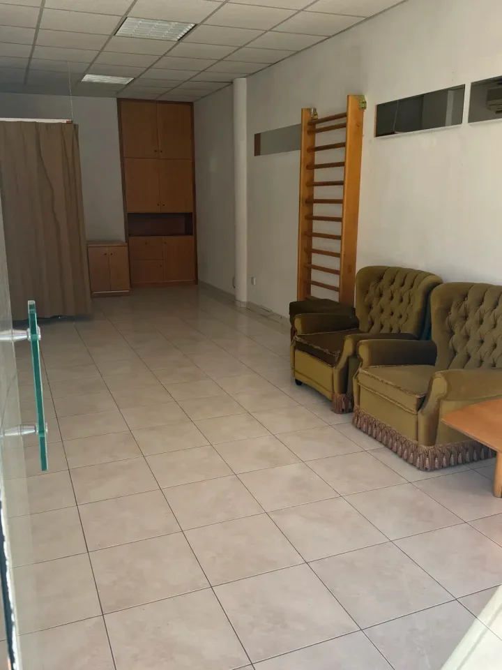 Trading area 35 m² for rent in Nicosia, Strovolos - Dasoupolis