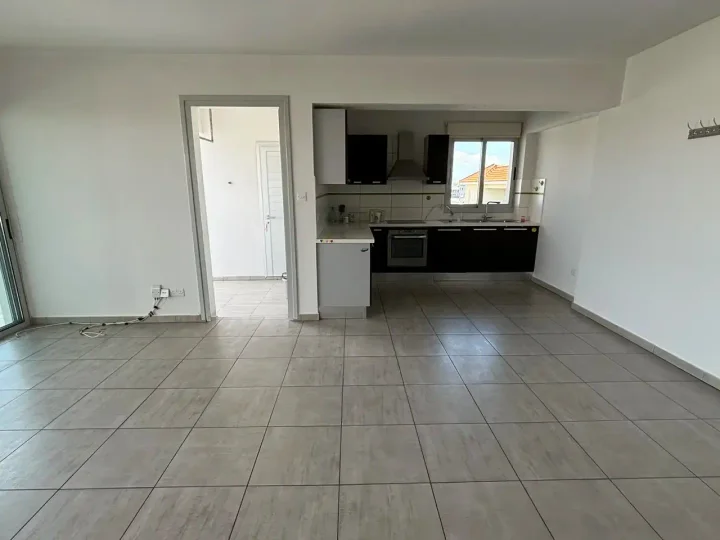 3-bedroom penthouse for rent 180 m² in Nicosia, Strovolos - Agios Vasileios