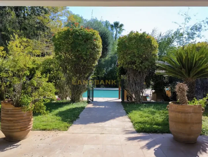 Detached house for rent 538 m² in Larnaca, Aradippou - Apostolos Loukas