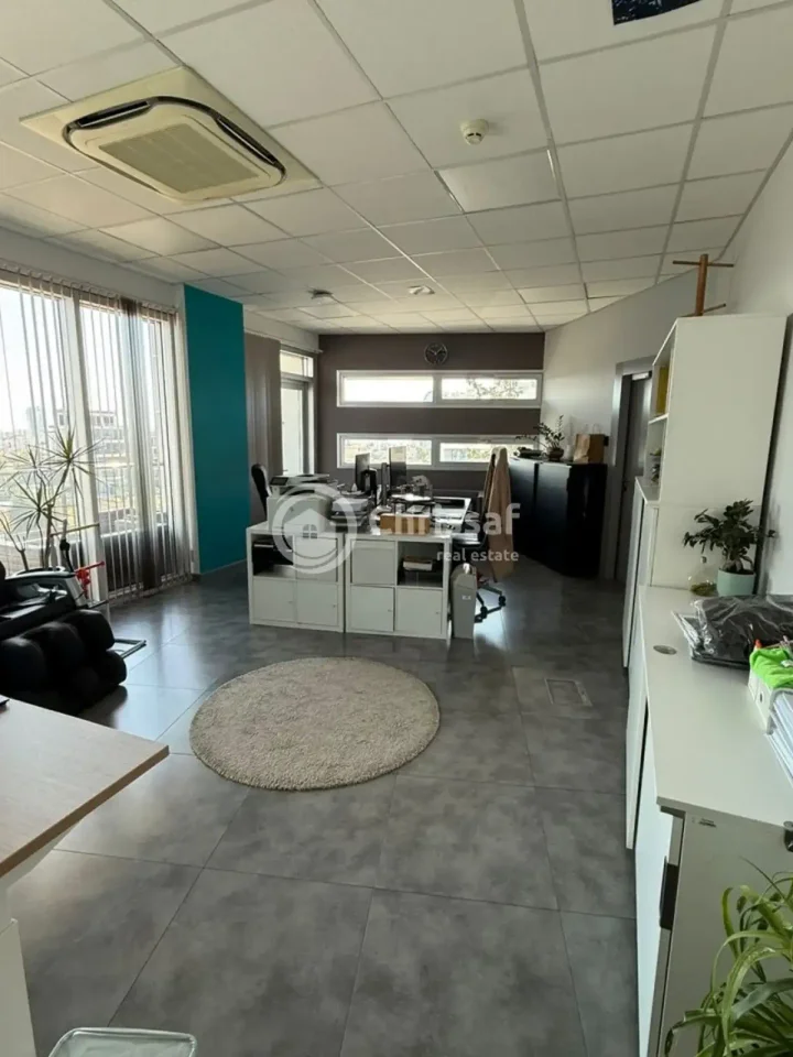 Office 480 m² for rent in Limassol, Limassol - Agios Nicolaos