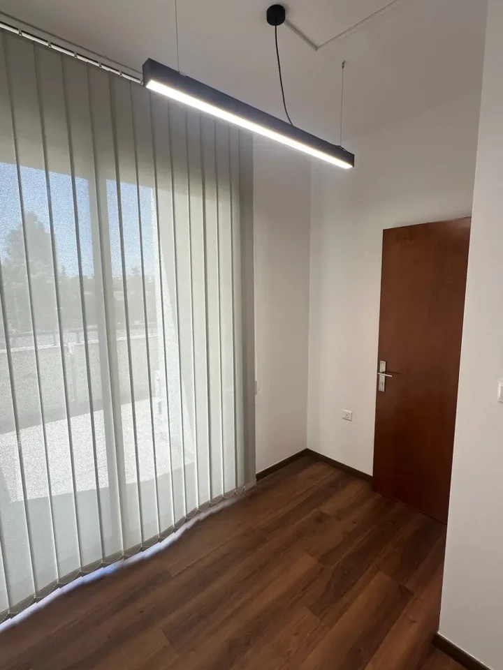 Office 70 m² for rent in Limassol, Limassol - Agios Nektarios