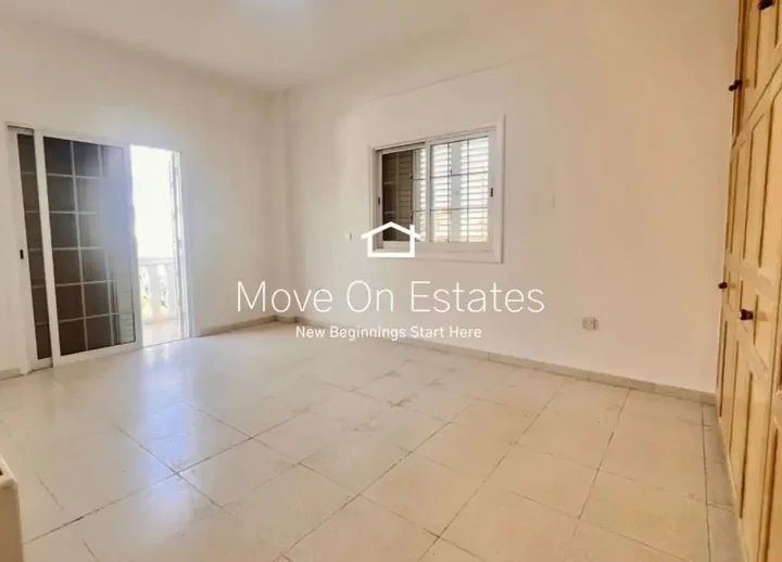 4-bedroom detached house for rent 300 m² in Larnaca, Livadia Larnakas