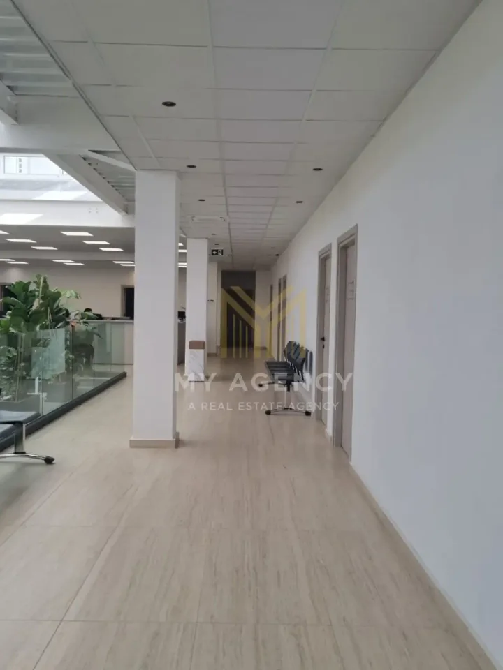 Office 50 m² for rent in Nicosia, Strovolos - Acropolis