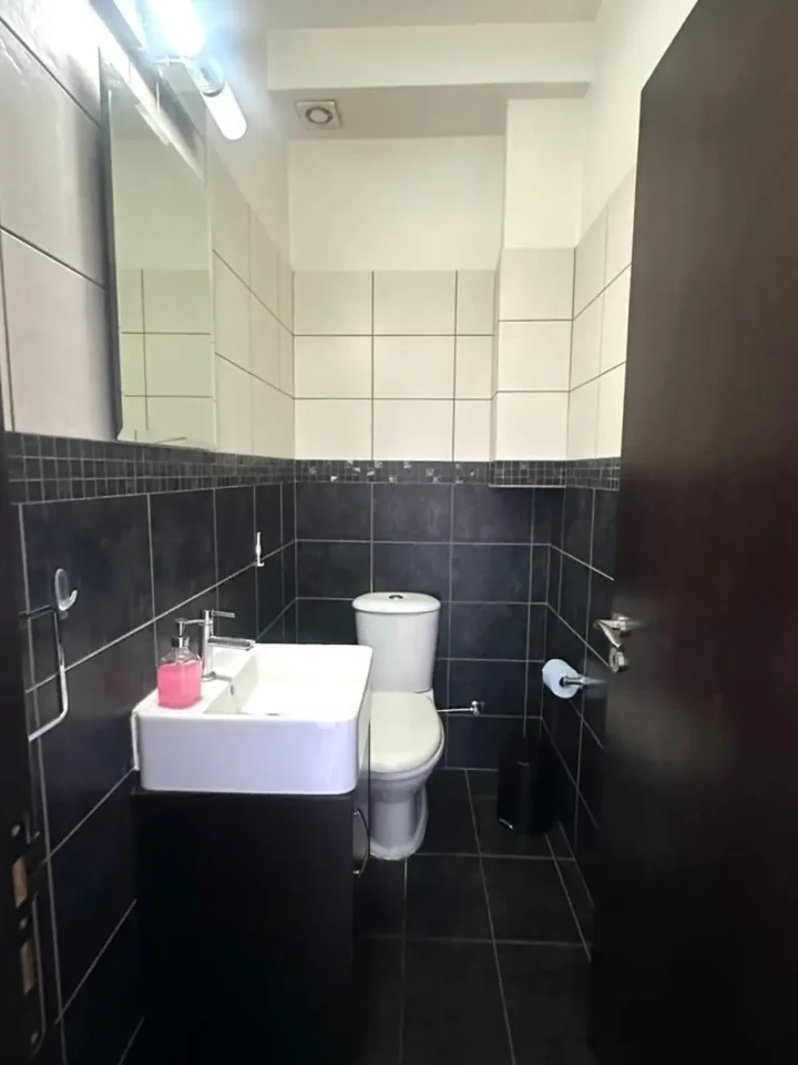 Апартаменты в аренду 130 м² в Limassol, Limassol - Kapsalos