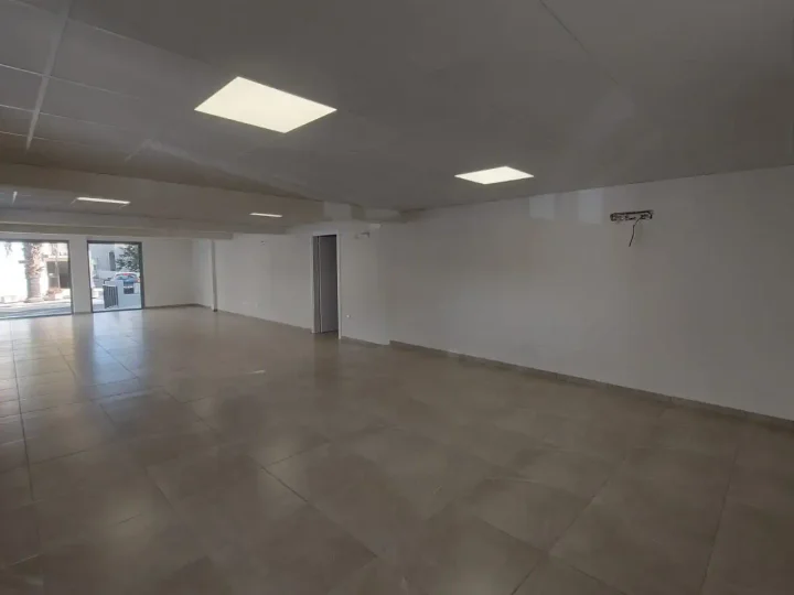 Commercial properties 120 m² for rent in Nicosia, Agioi Omologites