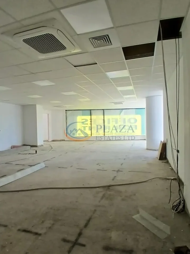 Office 680 m² for rent in Limassol, Limassol - Agia Zoni