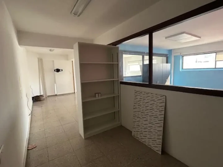 Commercial properties 360 m² for rent in Limassol, Kato Polemidia