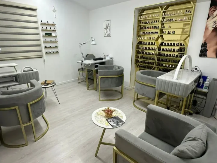 Trading area 230 m² for rent in Nicosia, Nicosia - Ag. Antonios