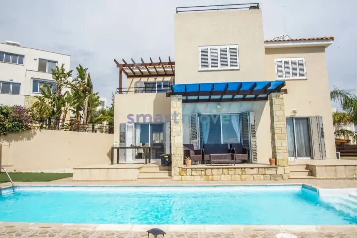 Villa for rent 200 m² in Limassol, Agios Tychon