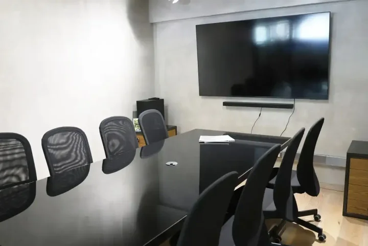 Office 300 m² for rent in Limassol, Limassol - Agia Zoni