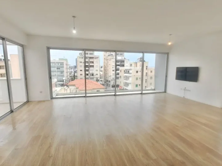Κατοικίες προς ενοικίαση 160 μ² στην τοποθεσία Limassol, Limassol - Katholiki