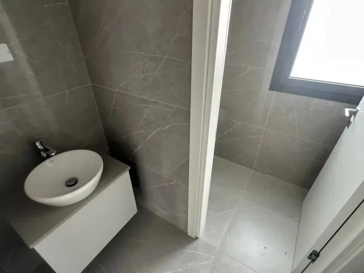 4-bedroom detached house for rent 270 m² in Nicosia, Latsia - Agios Georgios