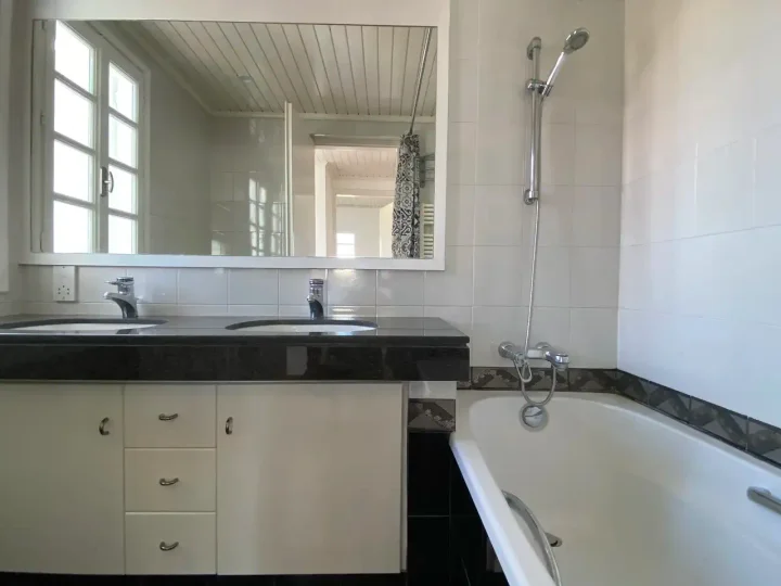 Отдельный дом в аренду 240 м² в Nicosia, Strovolos - Dasoupolis