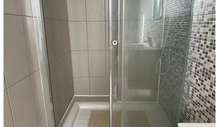 4-bedroom semi-detached house for rent 250 m² in Limassol, Limassol - Mesa Geitonia