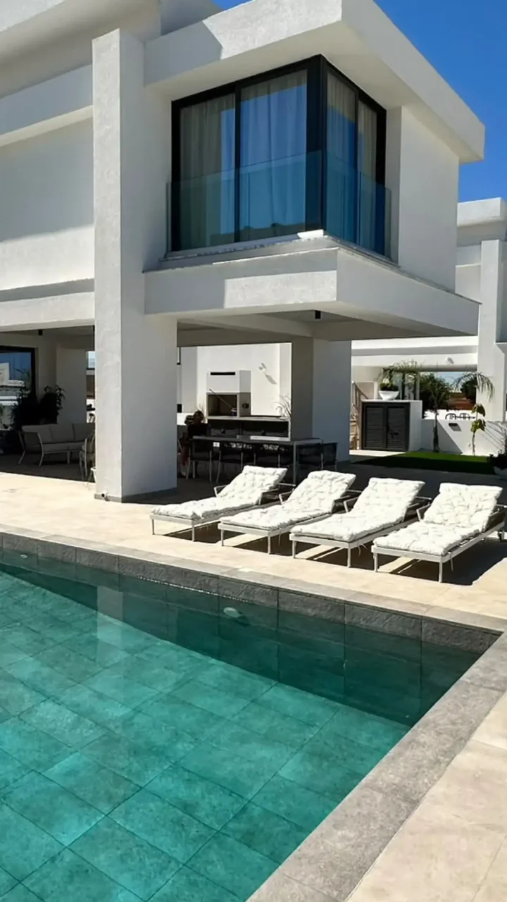 3-bedroom detached house for rent 135 m² in Famagusta, Pernera