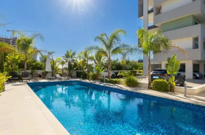 Apartments for rent 100 m² in Limassol, Germasogeia