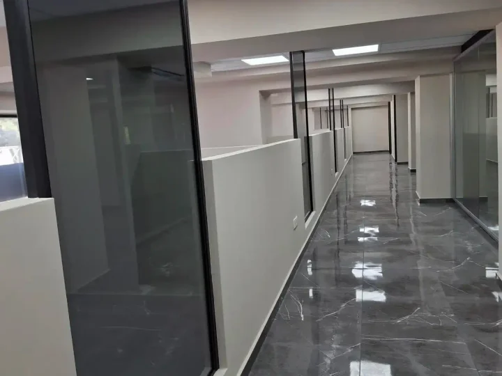 Office 370 m² for rent in Limassol, Limassol - Zakaki