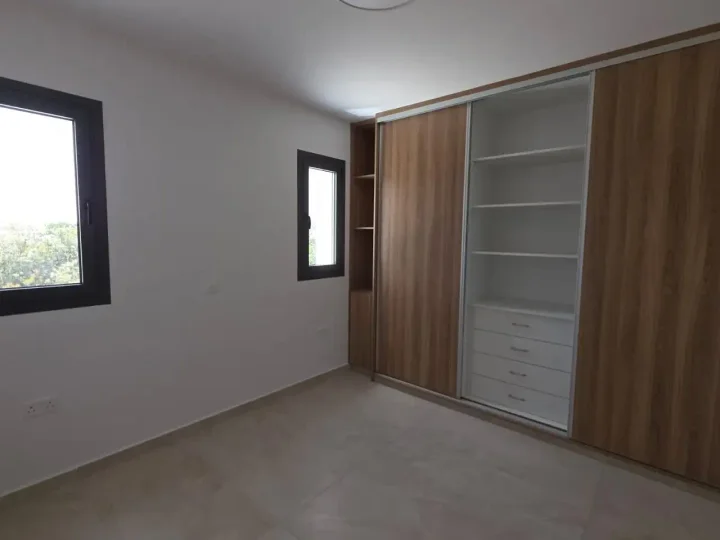 2-bedroom apartments for rent 85 m² in Limassol, Limassol - Tsirion
