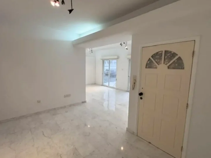 3-bedroom semi-detached house for rent 110 m² in Limassol, Limassol - Mesa Geitonia