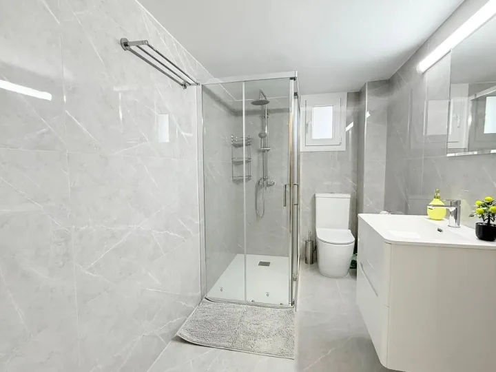 2-bedroom apartments for rent 100 m² in Limassol, Limassol - Neapolis