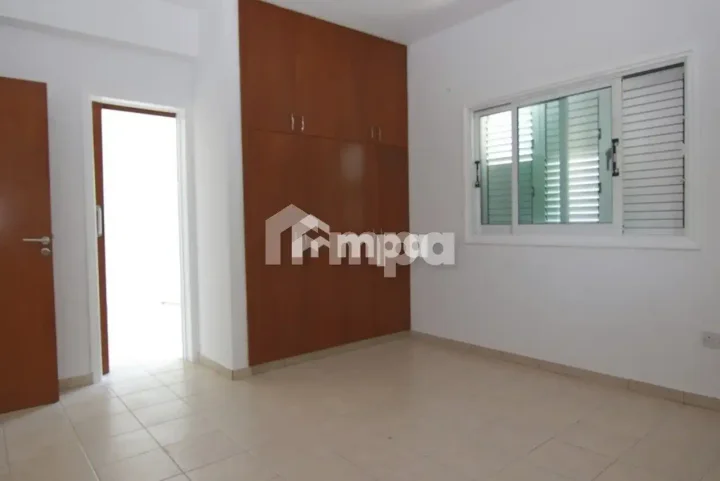 Detached house for rent 268 m² in Nicosia, Strovolos - Stavros