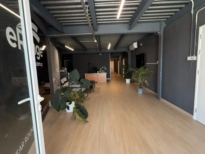 Trading area 300 m² for rent in Nicosia, Nisou