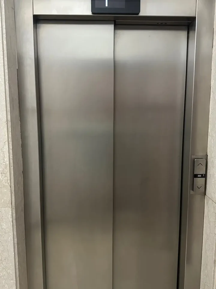 Office 70 m² for rent in Limassol, Limassol - Agios Nektarios