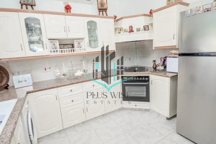 4-bedroom villa for rent 350 m² in Larnaca, Oroklini